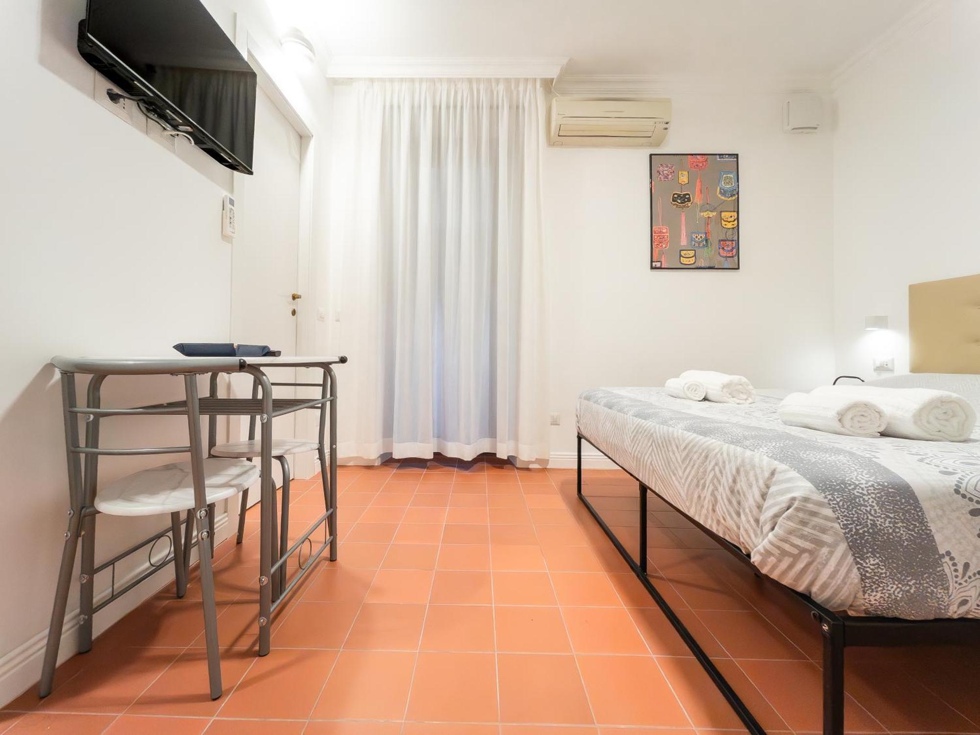 Rrrapido Apartments - Via Mercato 24 — Photos 1