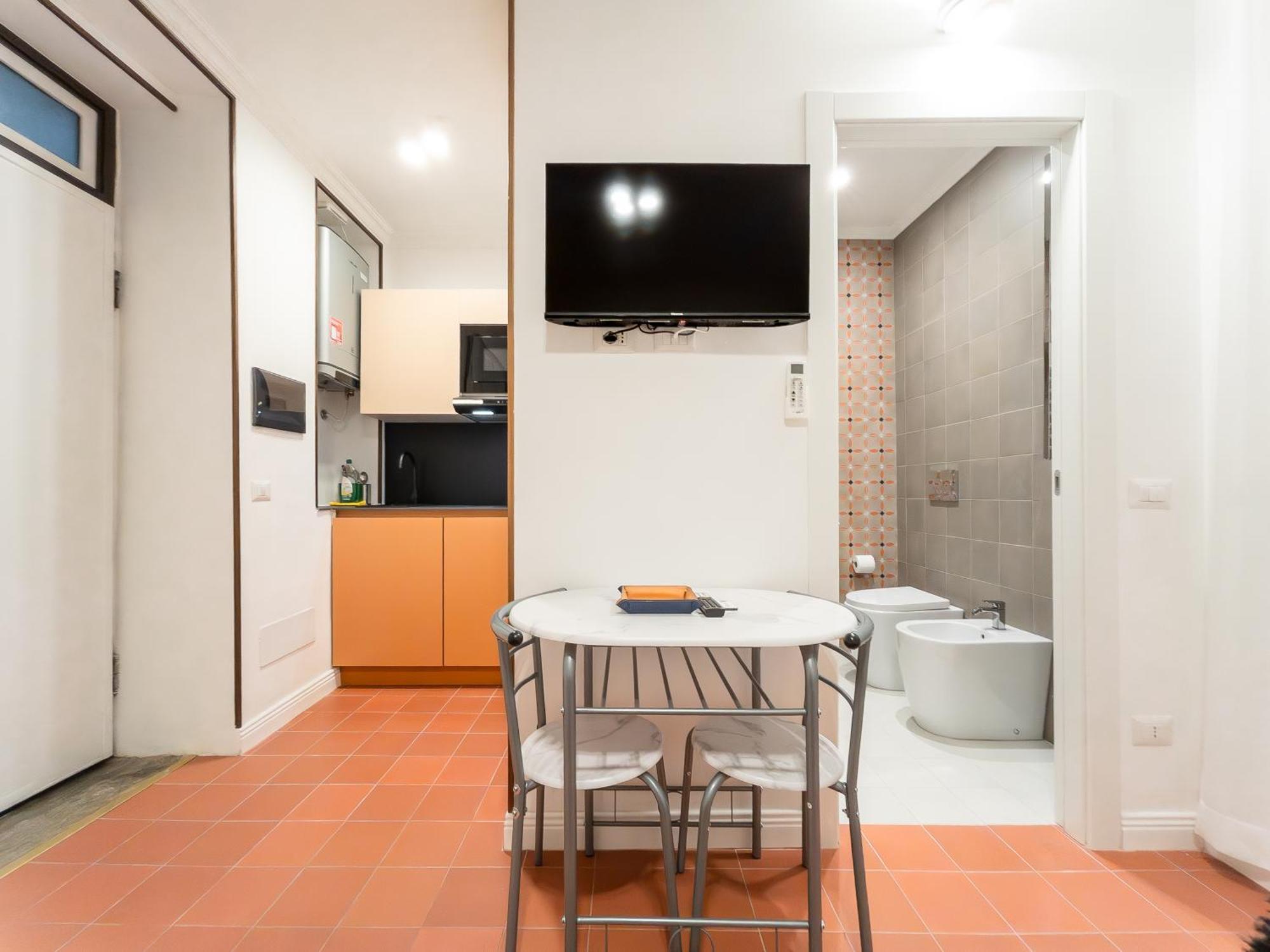 Rrrapido Apartments - Via Mercato 24 — Photos 3
